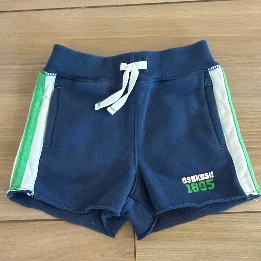 OshKosh Bgosh Boys 12M Raglan Tee and Fleece Shorts 2 Piece Set Blue Green White